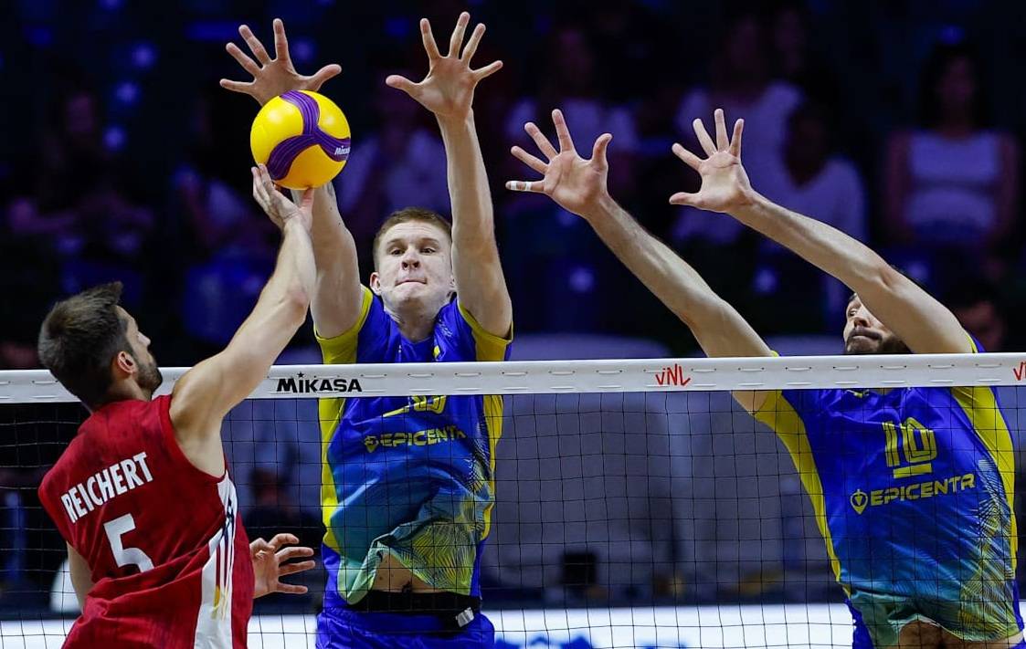 Збірна України з волейболу
