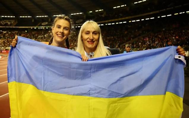 Ярослава Магучіх і Тетяна Степанова