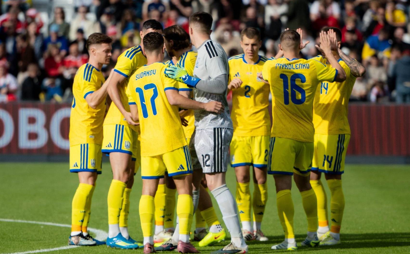 Збірна України з футболу
