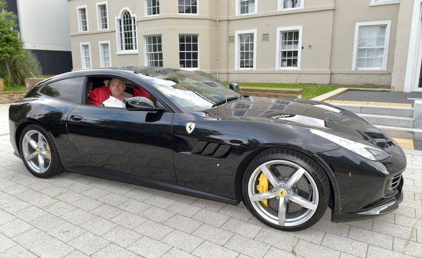 Fast and Furious. Тайсон Фьюри приобрел новый Ferrari