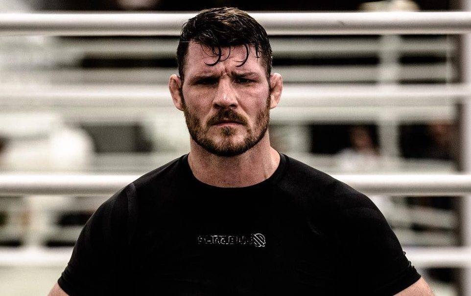 Екс-чемпіон UFC закликав покарати суддю, який віддав Джошуа найбільшу кількість раундів в бою з Усик