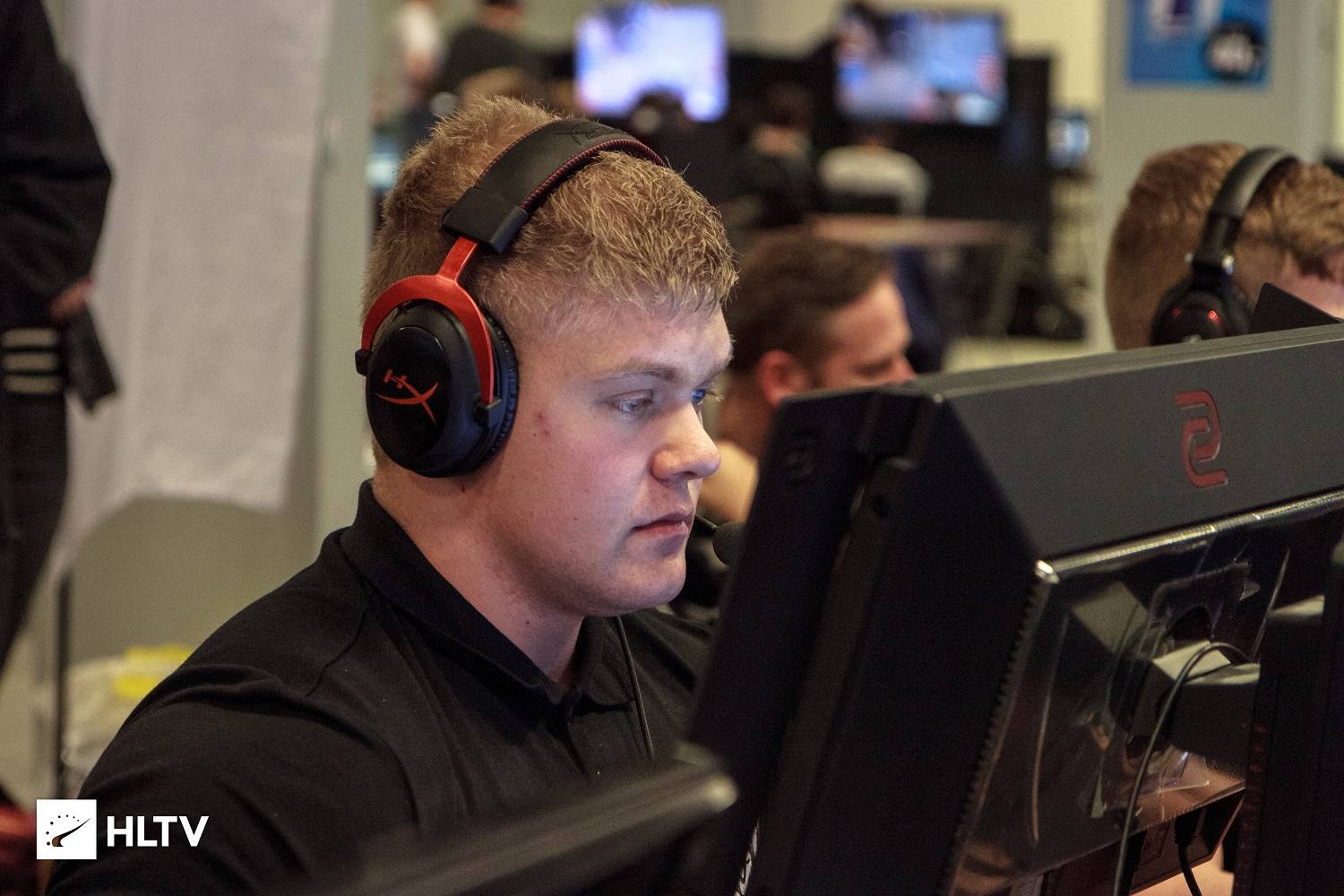 CS:GO. Heroic подписали blameF