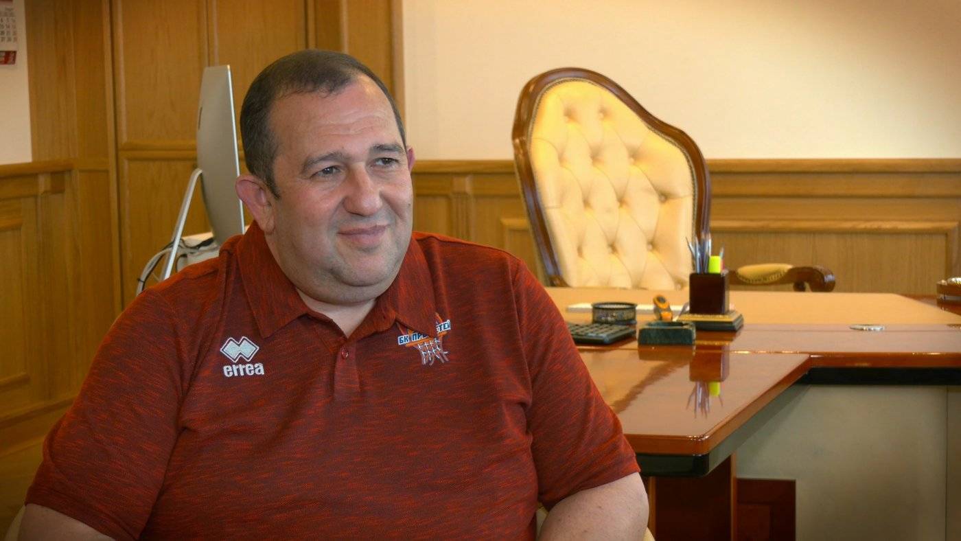 Дубинський: « За бажанням Гінзбурга контракти підписані з Сидоровим, Петровим і Беліковим »