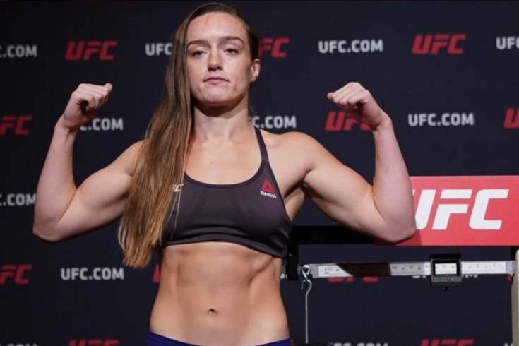 З UFC звільнили дівчину-бійця, яка провалила зважування
