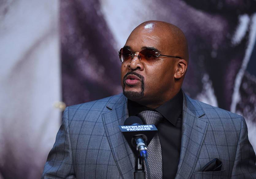 Керівник Mayweather Promotions впевнений, що в майбутньому Девіс займе місце Альвареса на вершині боксу