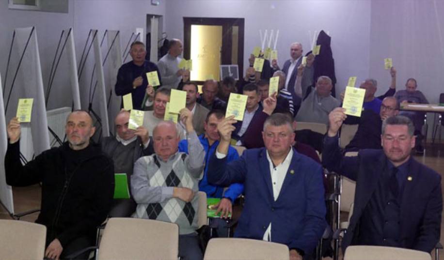 Процес запущено? В Івано-Франківській АФ закликали УАФ прибрати Павелка