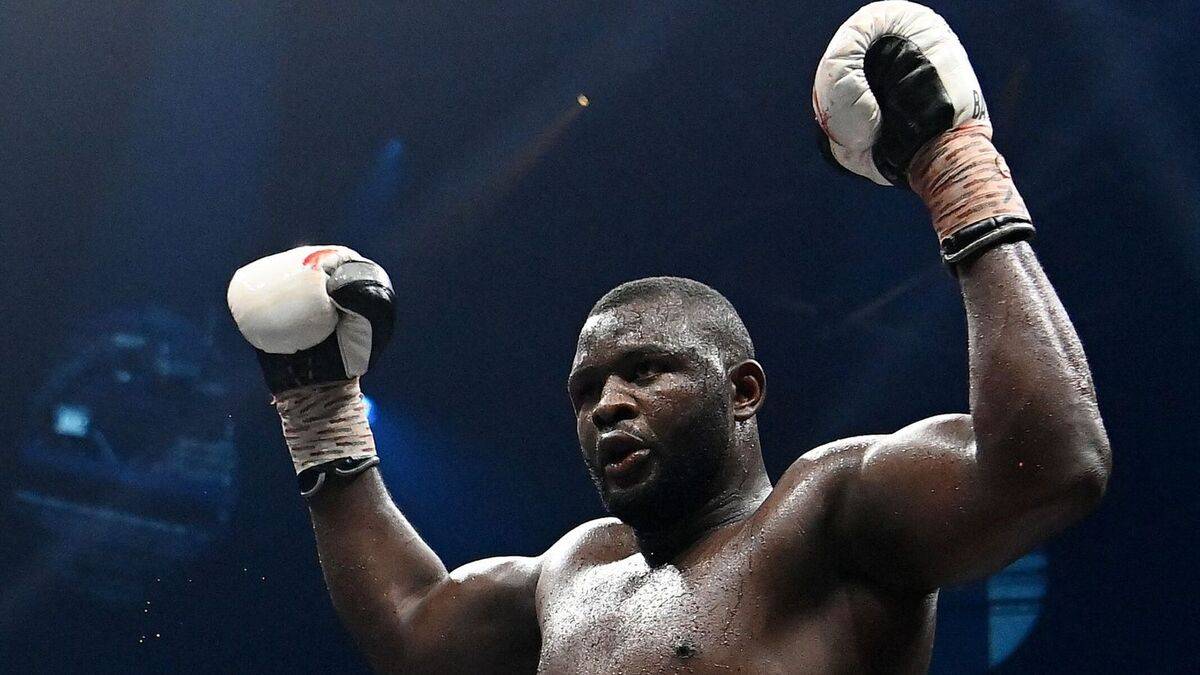 Баколе отримає великий поєдинок після дострокової поразки від Паркера