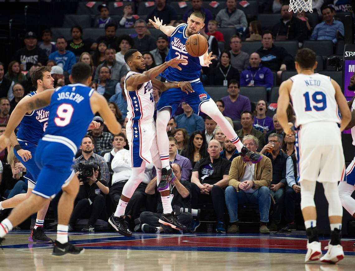 4 очка и 4 подбора Леня не помогли «Сакраменто» в матче очередного игрового дня НБА