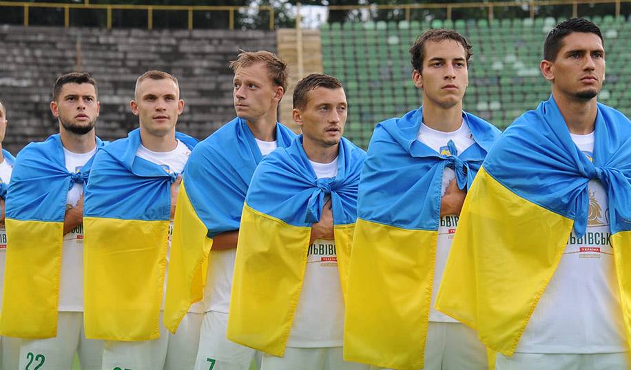 Карпаты резко раскритиковали Челси и посочувствовали Мудрику