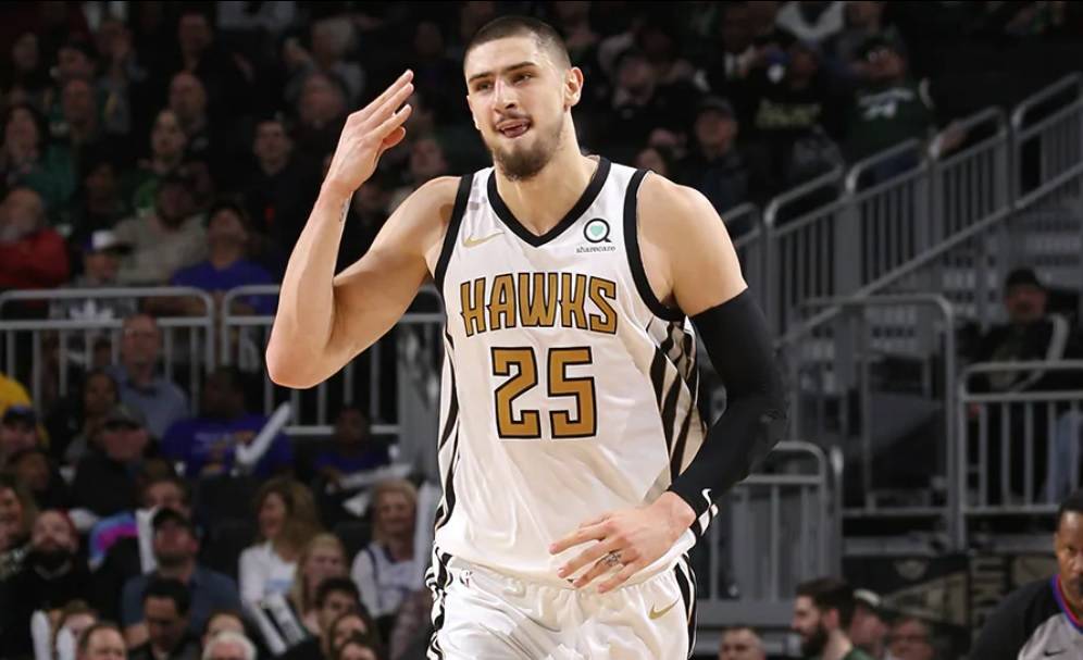 Генменеджер «Сакраменто» рассказал о причинах подписания Леня