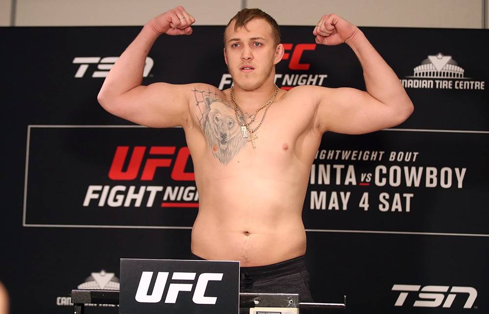 Екс-чемпіон WWFC Співак замінить росіянина Павловича в бою з Аспінеллом