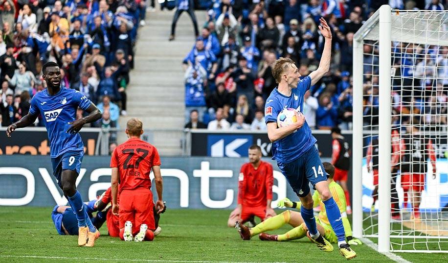 Бавария проиграла Хоффенхайму, ведя 2:0, и подарила Штутгарту серебро Бундеслиги