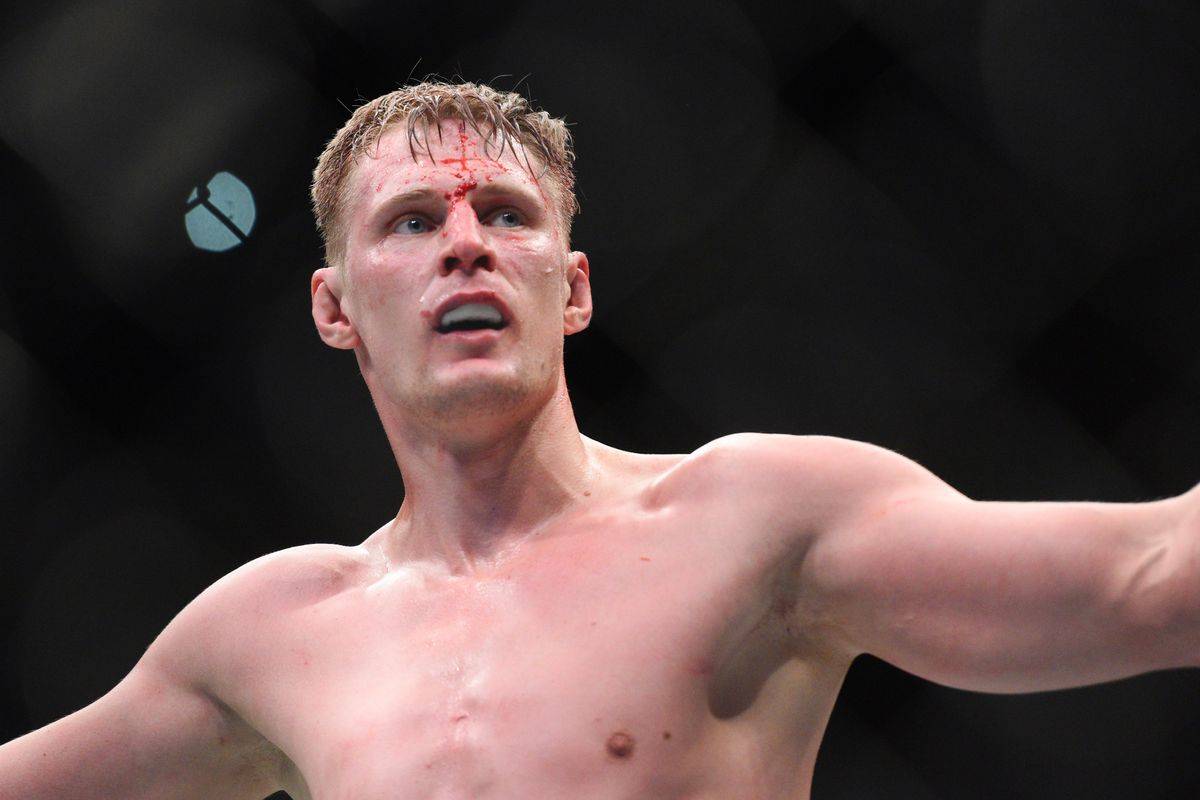 Хуже американцев. Тренер Волкова обвинил россиян в том, что они не умеют болеть за своих