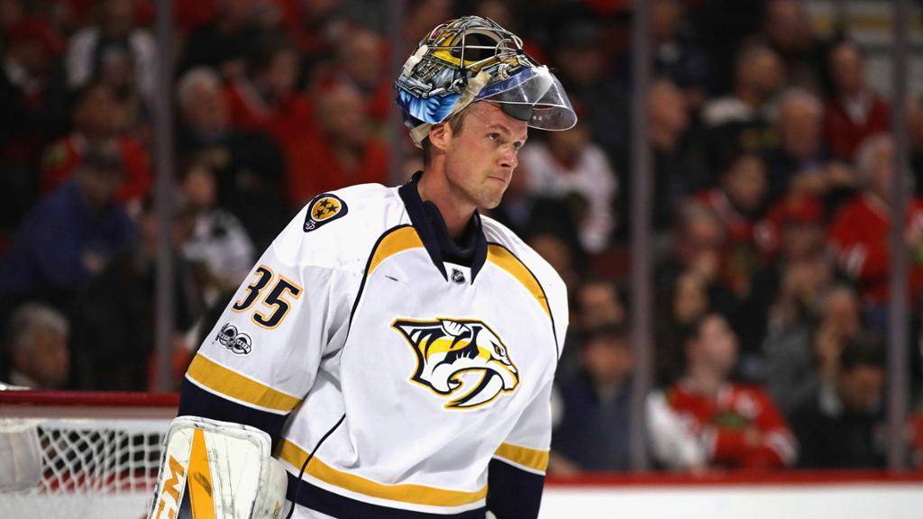 Вратарь «Нешвилла» забил в ворота «Чикаго», а «Бостон» в перестрелке с «Виннипегом» вышел победителем