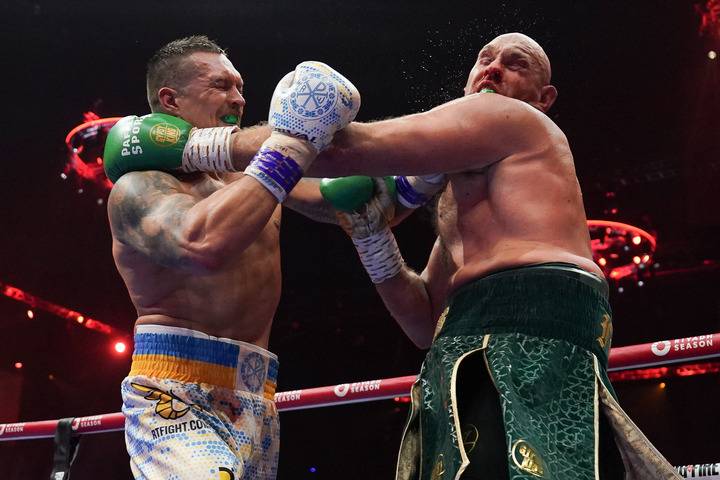 В команде Фьюри отреагировали на решение Усика отказаться от титула IBF