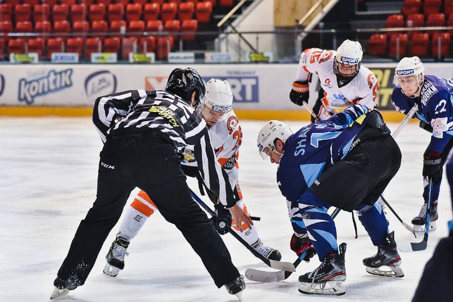 УХЛ. «Кременчуг» — «Ледяные Волки». Видео трансляция