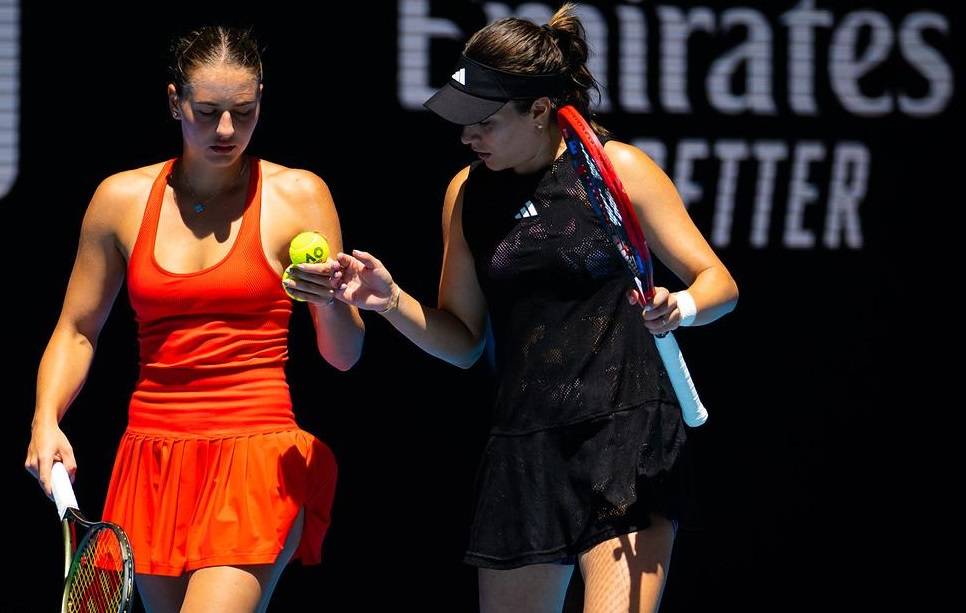 Костюк програла чинним чемпіонкам у півфіналі Australian Open