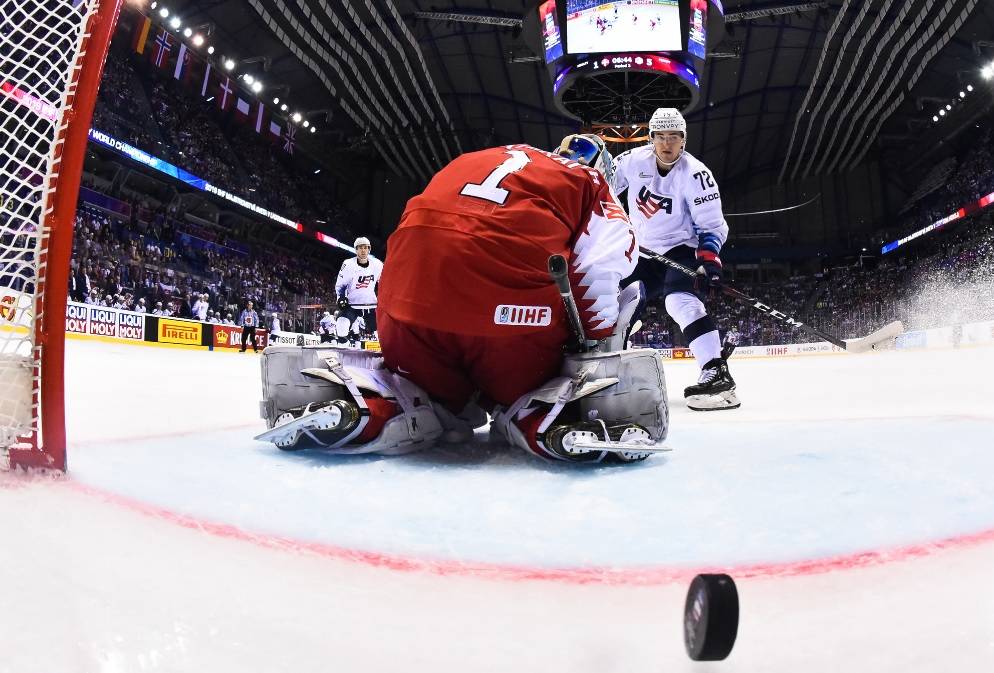 Американцы разгромили Данию и улучшили свои шансы на выход в четвертьфинал