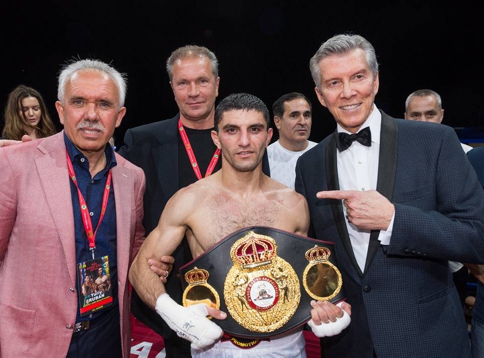 Єдиний український чемпіон світу почав підготовку до наступного бою