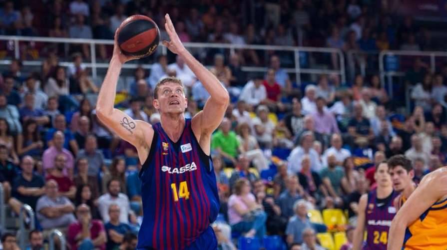 Игроки чемпионата Испании, среди которых Пустовой, не хотят возобновлять сезон