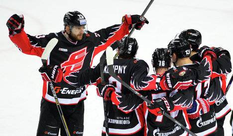 Голевая феерия  «Авангарда»,  «Спартак» в серии буллитов переиграл дома  «Салават».