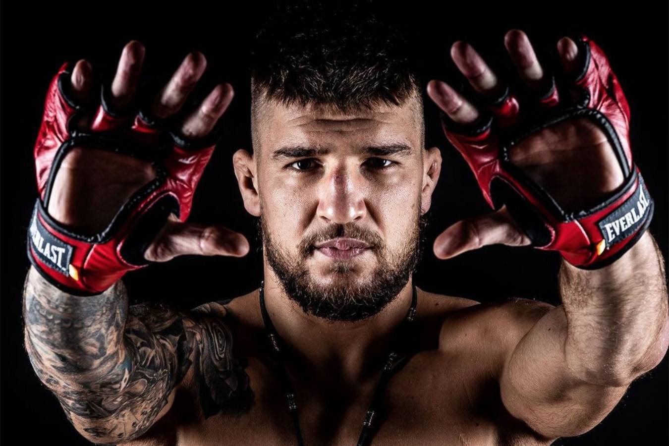 Амосов – на 5-й позиції в оновленому рейтингу P4P Bellator