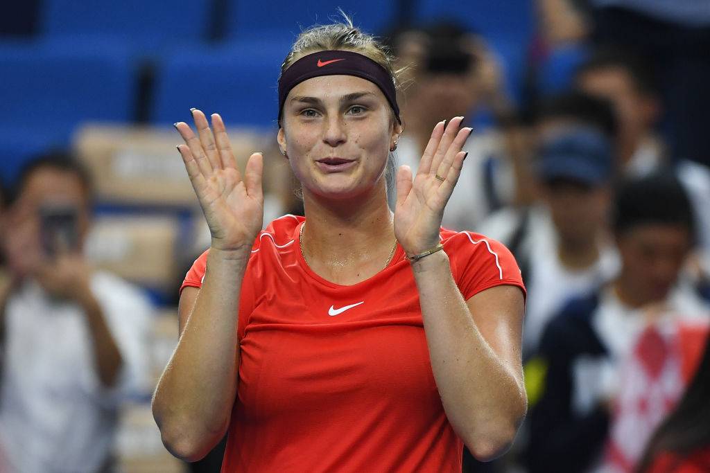 Соболенко выиграла два матча за пять часов и победила на турнире в Китае