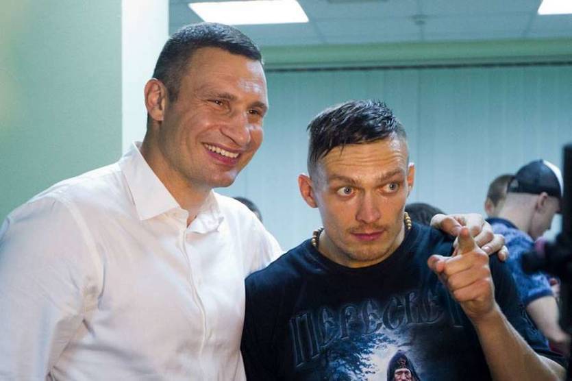 Віталій Кличко: «Дякую Олександру Усику за перемогу в такому складному поєдинку»