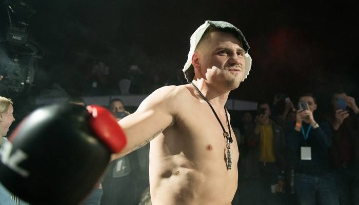 Беринчик: « З усіма в легкій вазі можна боксувати, з Ломаченко потрібно вмирати »