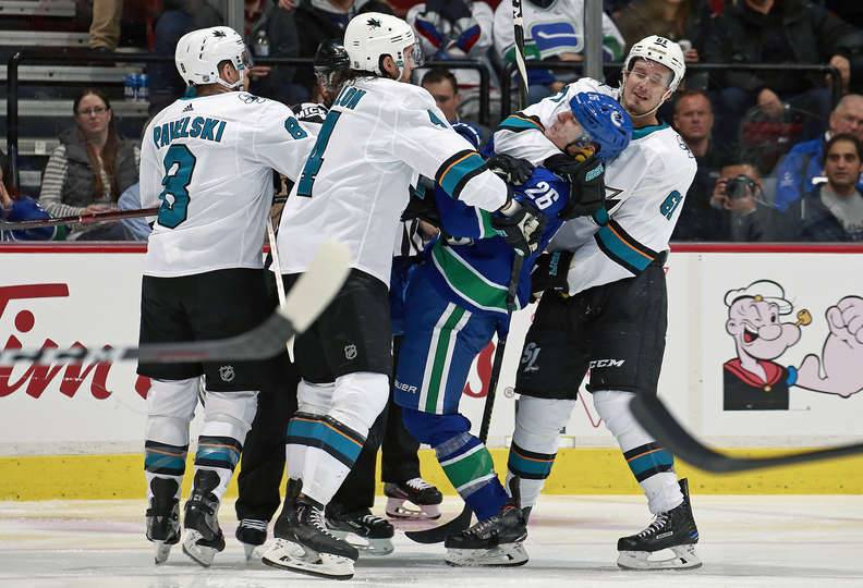 «Сан-Хосе» разгромил «Ванкувер», «Питтсбург» прервал серию из четырех поражений