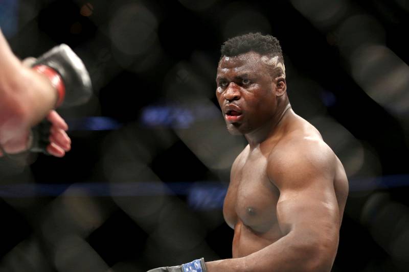 Нганну відкритий до переговорів з UFC