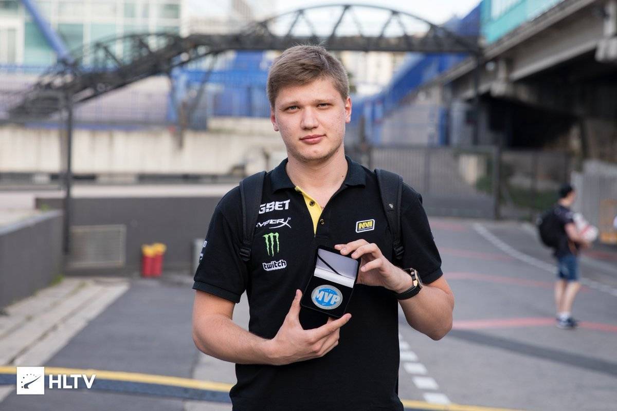 S1mple: «Вже третя армія світу насосала на фронті і знову не знає, що робити»