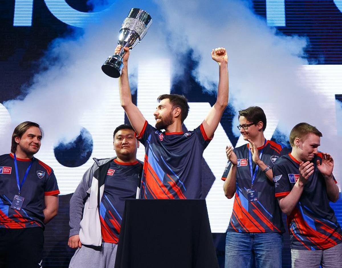 Dota 2. Ahilles заменил KaHT на месте тренера в Team Empire