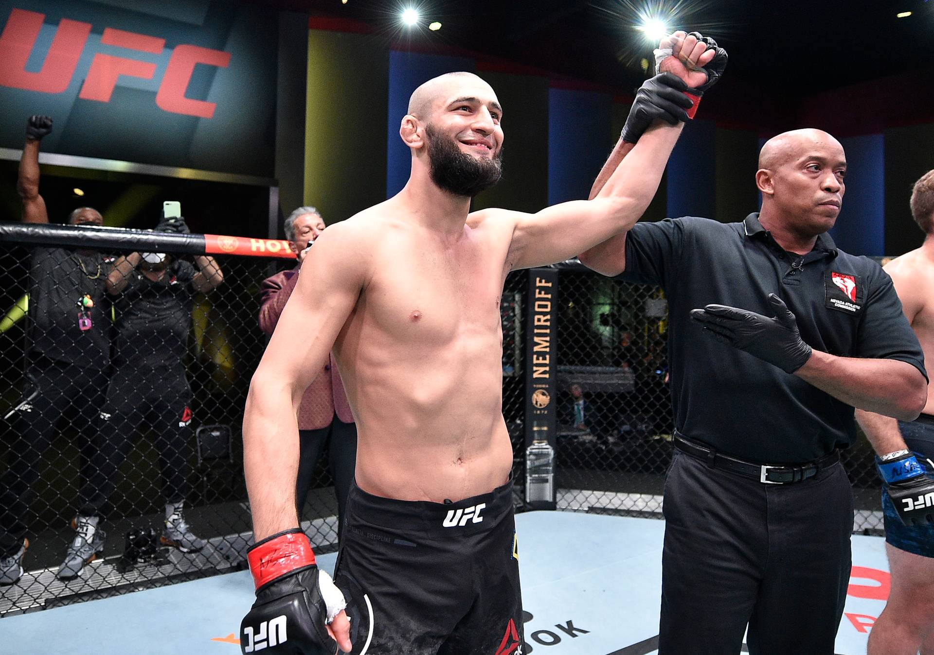 Чимаев назвал себя чемпионом UFC