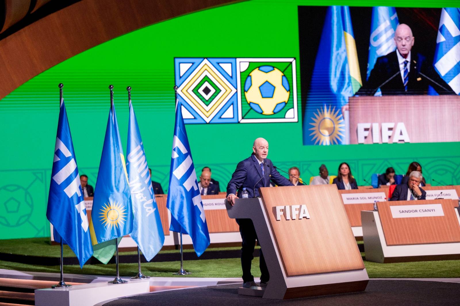 Інфантіно: «Я обіцяю продовжувати служити FIFA і футболу по всьому світу»