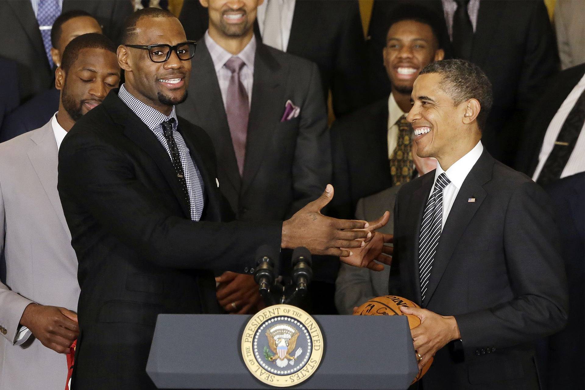 Леброн Джемс: «Хотел бы, чтоб Обама оставался президентом США» 