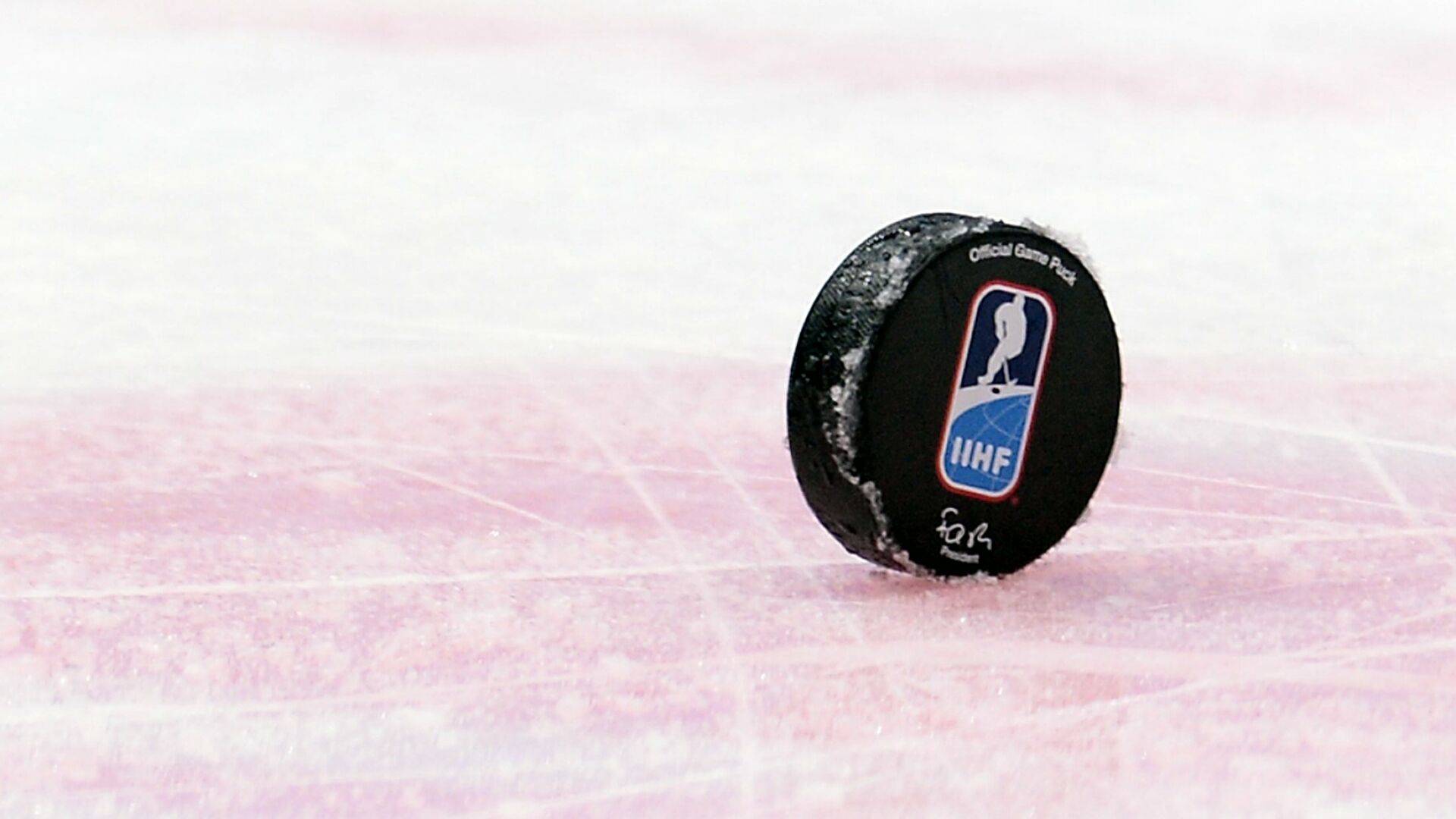 IIHF оставила в силе отстранение российских и белорусских команд от международных турниров