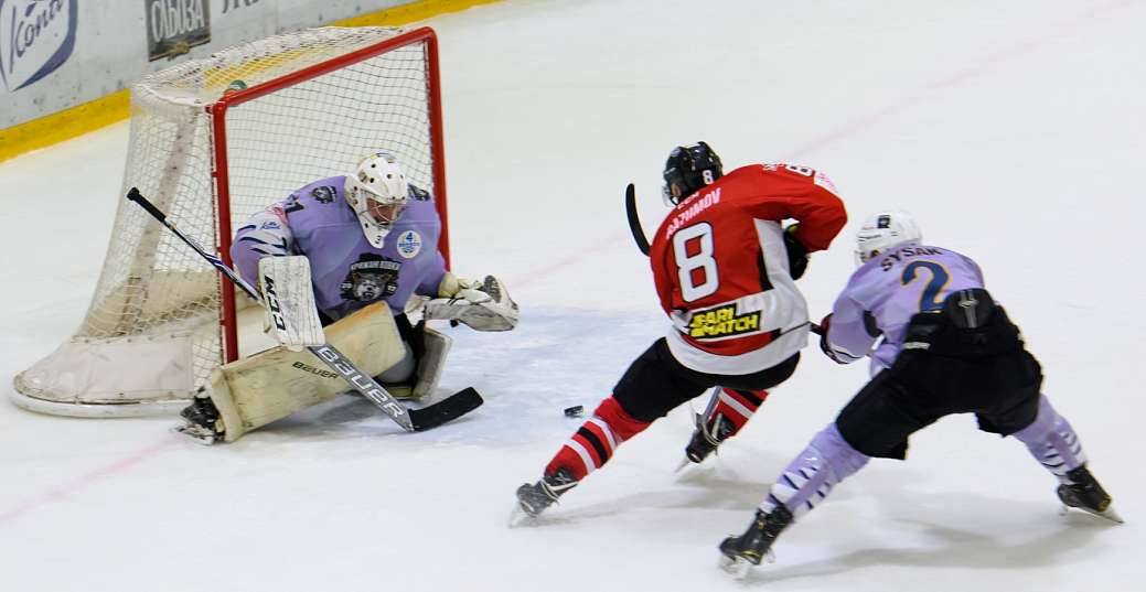 «Донбасс» добыл уверенную победу над «Ледяными Волками»