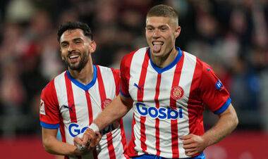 Одноклубник Довбика просить українця залишитись у Жироні