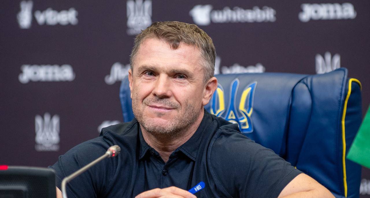 Більше двох разів змогли тільки шестеро, а в лідерах – Фоменко та Петраков: найдовші безпрограшні серії тренерів збірної на старті роботи