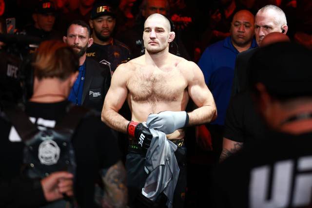 Бывший чемпион UFC уничтожил Чимаева за дружбу с кадыровым: «Ты продал свою душу диктатору-террористу»
