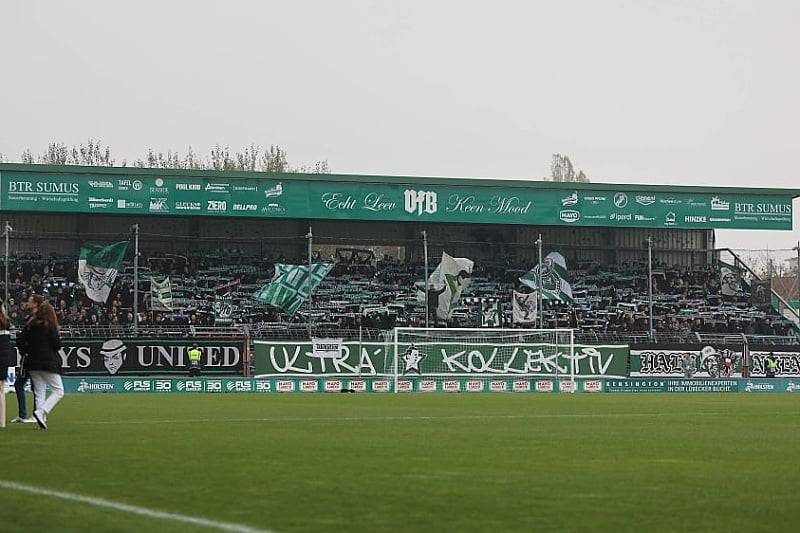 Болельщики немецкой команды за 48 часов собрали миллион евро и спасли клуб от закрытия