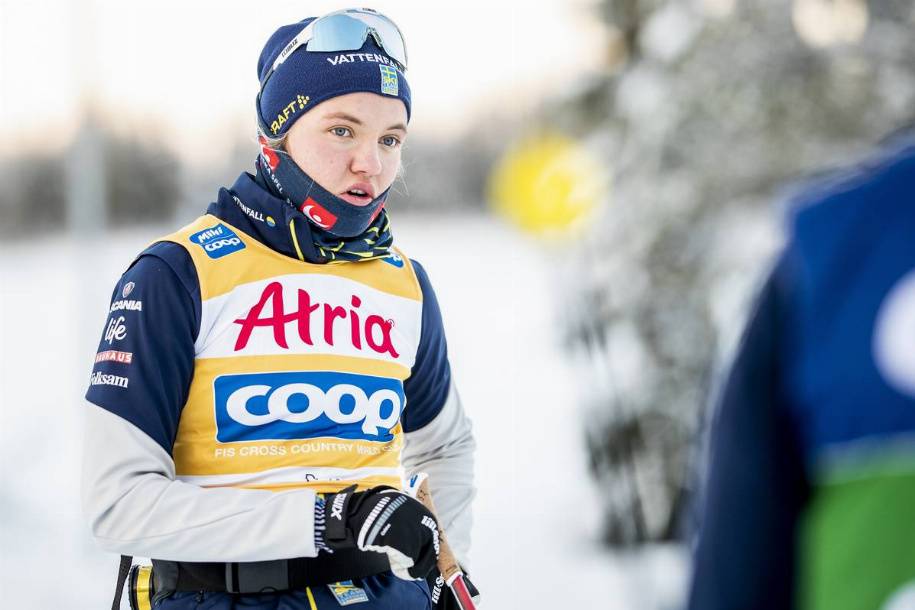 Сван выиграла первый этап Tour de Ski