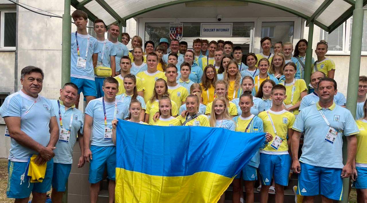 Збірна України душевно заспівала «Ой у лузі червона калина»