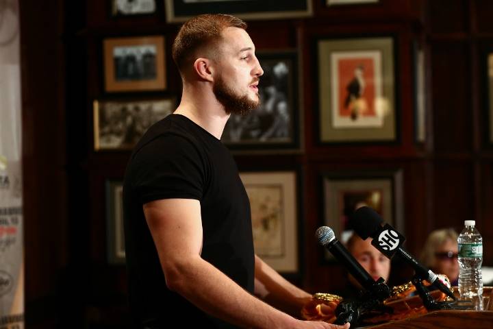 Промоутер Валліна: «Ми готові приїхати до Великої Британії 1 квітня, щоб провести бій з Джошуа»