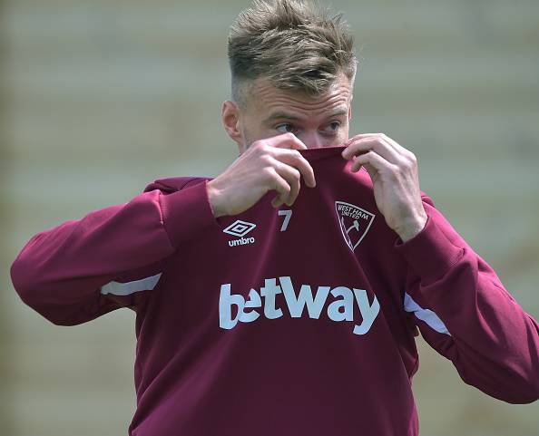 Ярмоленко остался в запасе на матч «Вест Хэма» против «Уотфорда»