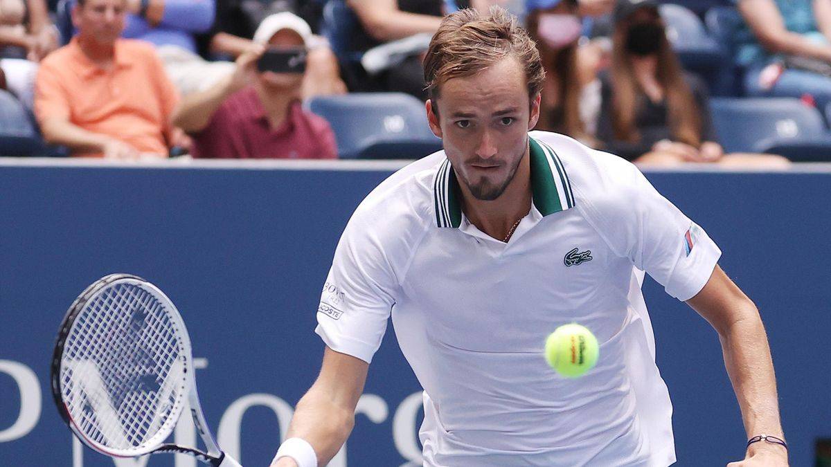 Медведев: «Отлично чувствую себя перед второй неделей US Open – в плане игры, психологии, физики»