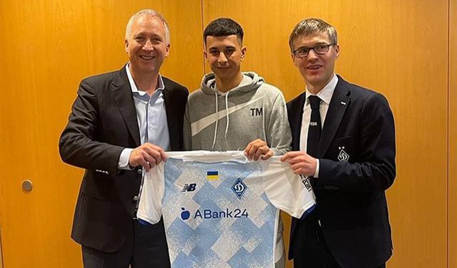 «Динамо» забрало у «Монако» алжирского таланта