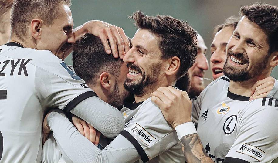 Арендовавшая Шабанова и Русина «Легия» досрочно выиграла чемпионат Польши