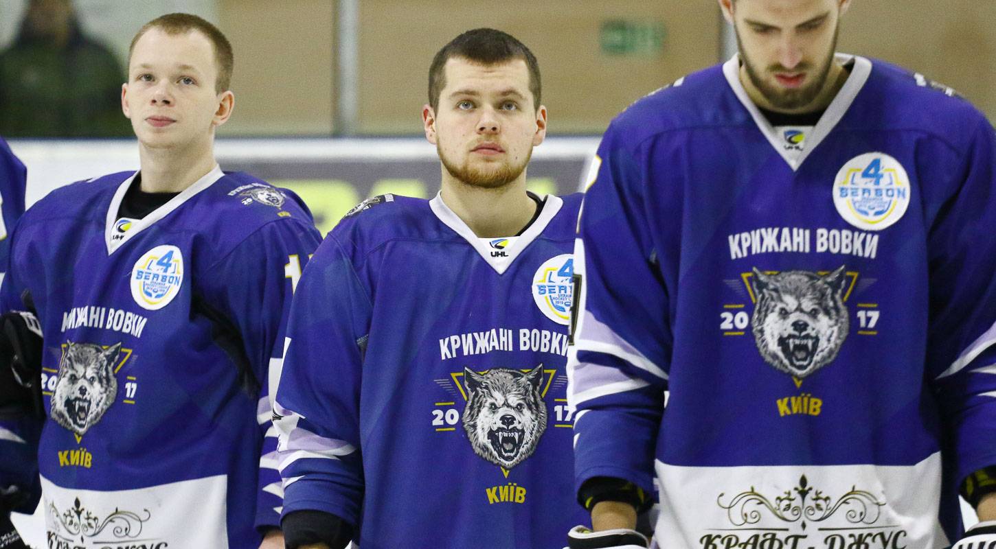 МХК «Динамо» арендовал защитника «Ледяных Волков» 